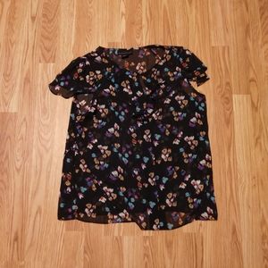 Attention Size Large Black blouse with floral detail